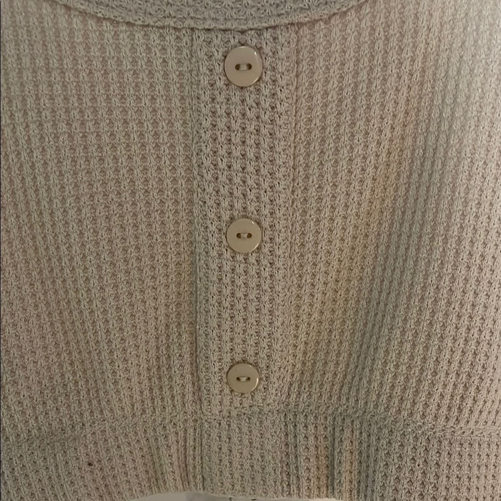 Cream Ribbed Buttoned Crop Tank Top - Picture 2 of 6